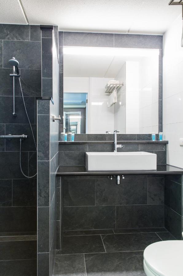 Bastion Hotel Amsterdam Airport Хоофдорп Екстериор снимка