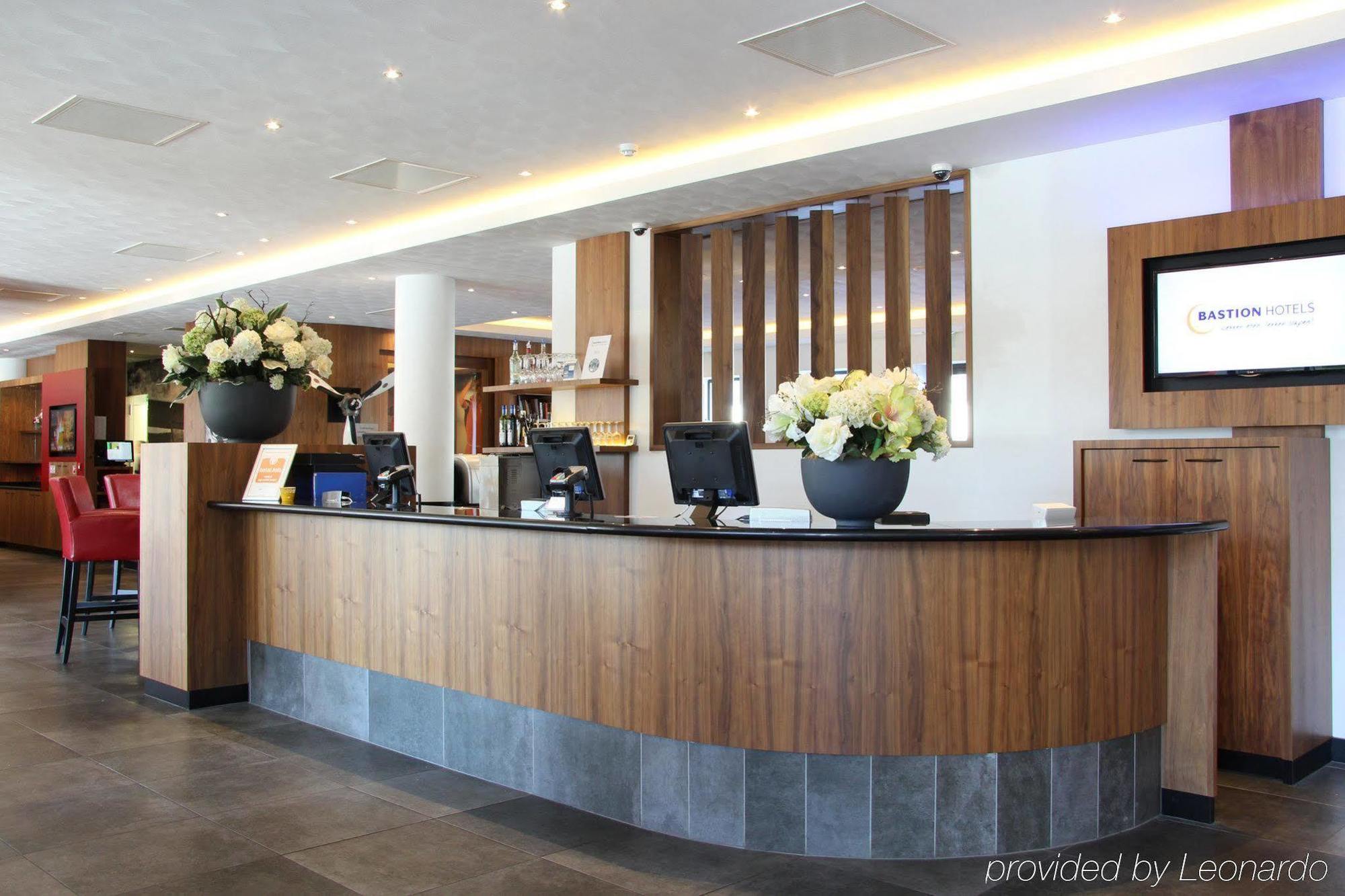Bastion Hotel Amsterdam Airport Хоофдорп Екстериор снимка