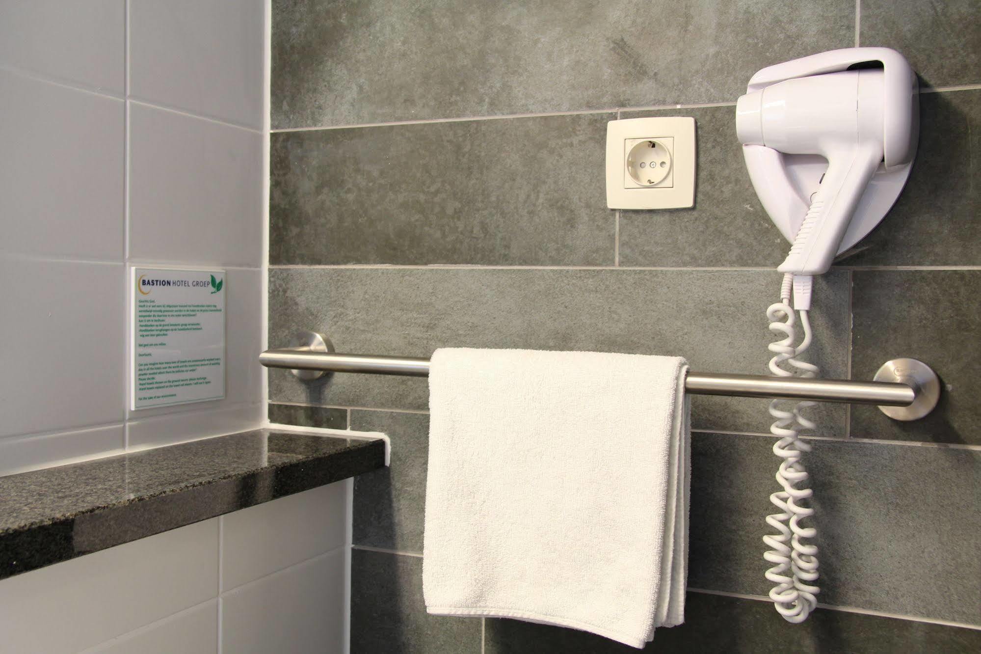 Bastion Hotel Amsterdam Airport Хоофдорп Екстериор снимка