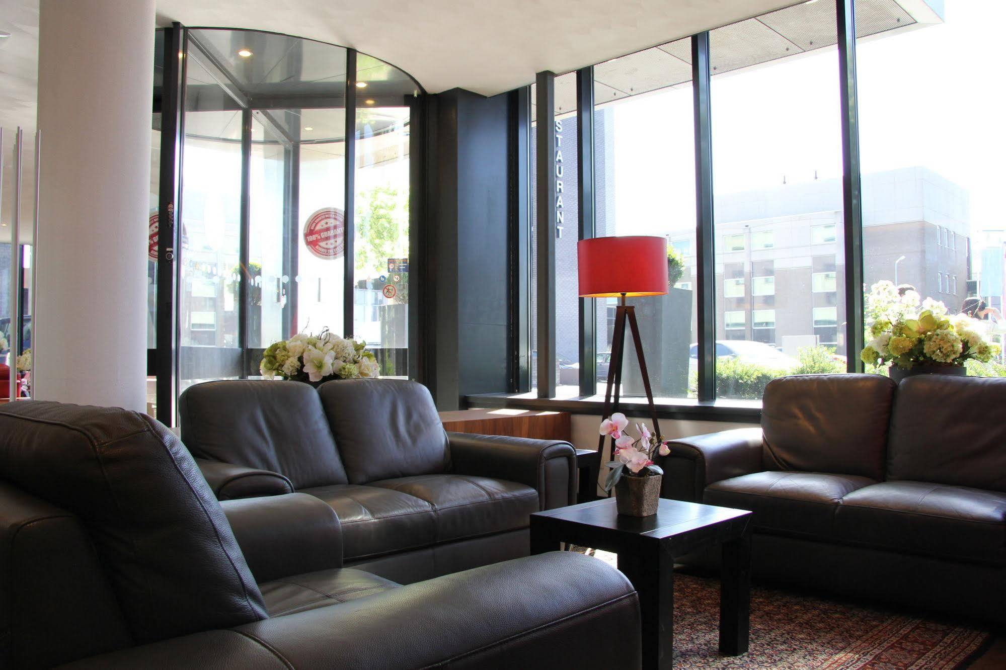 Bastion Hotel Amsterdam Airport Хоофдорп Екстериор снимка